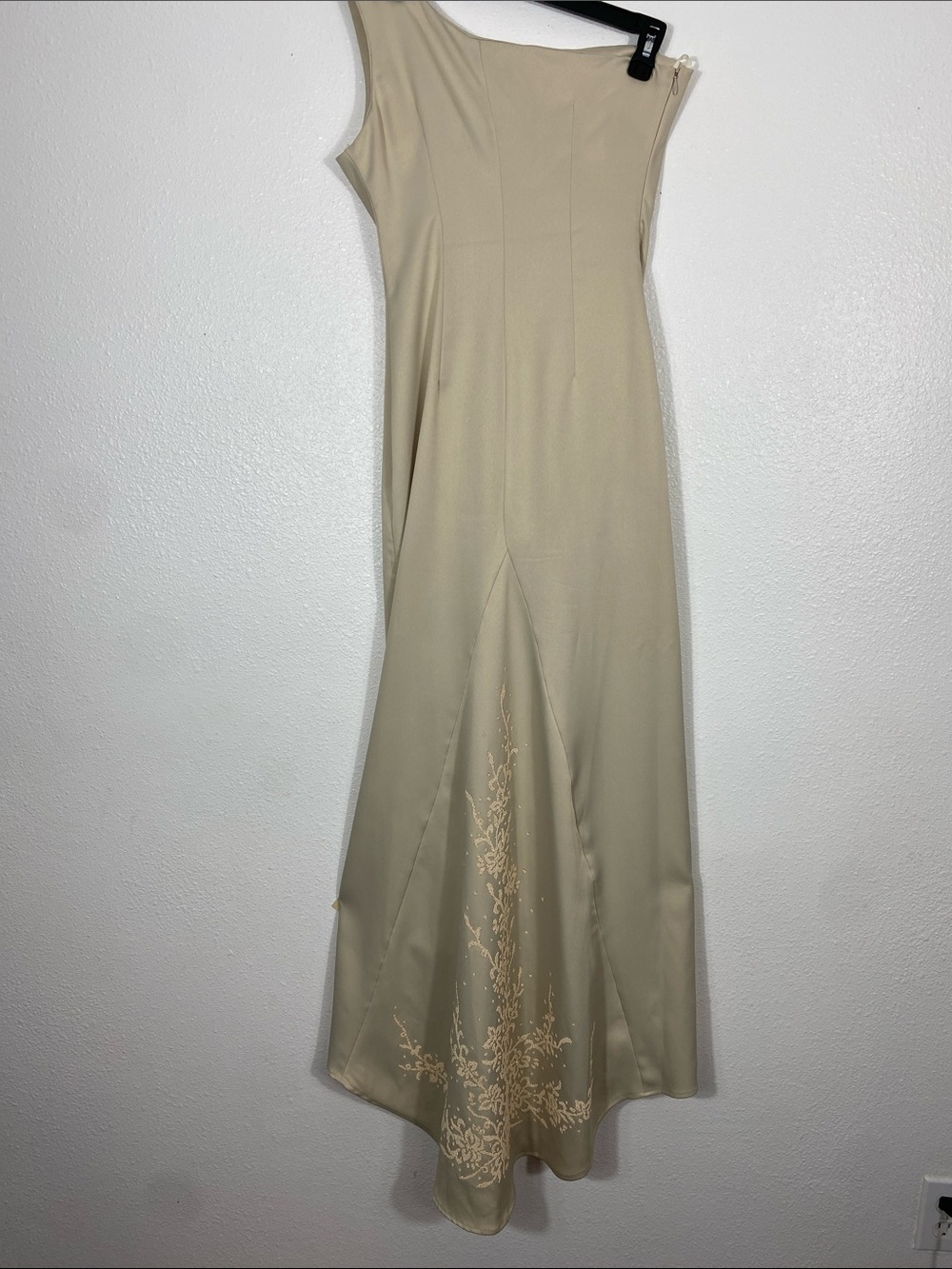 Eureka Elegant One-Shoulder Champagne Evening Gown Size M - Picture 5 of 16